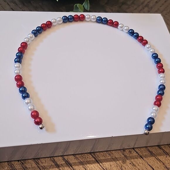 Red, White and Blue July 4th Beaded Headband - Picture 4 of 4